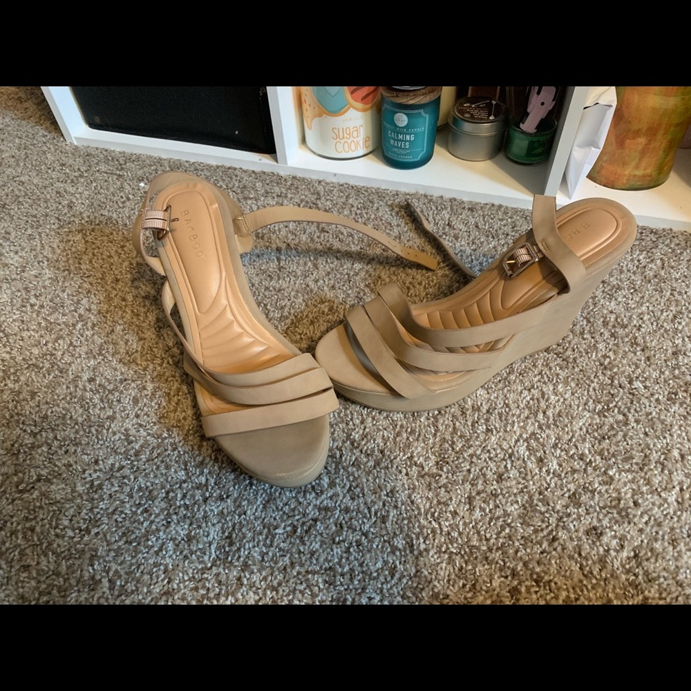Tan Wedges